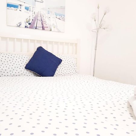 Commercial City Rooms Londen Buitenkant foto